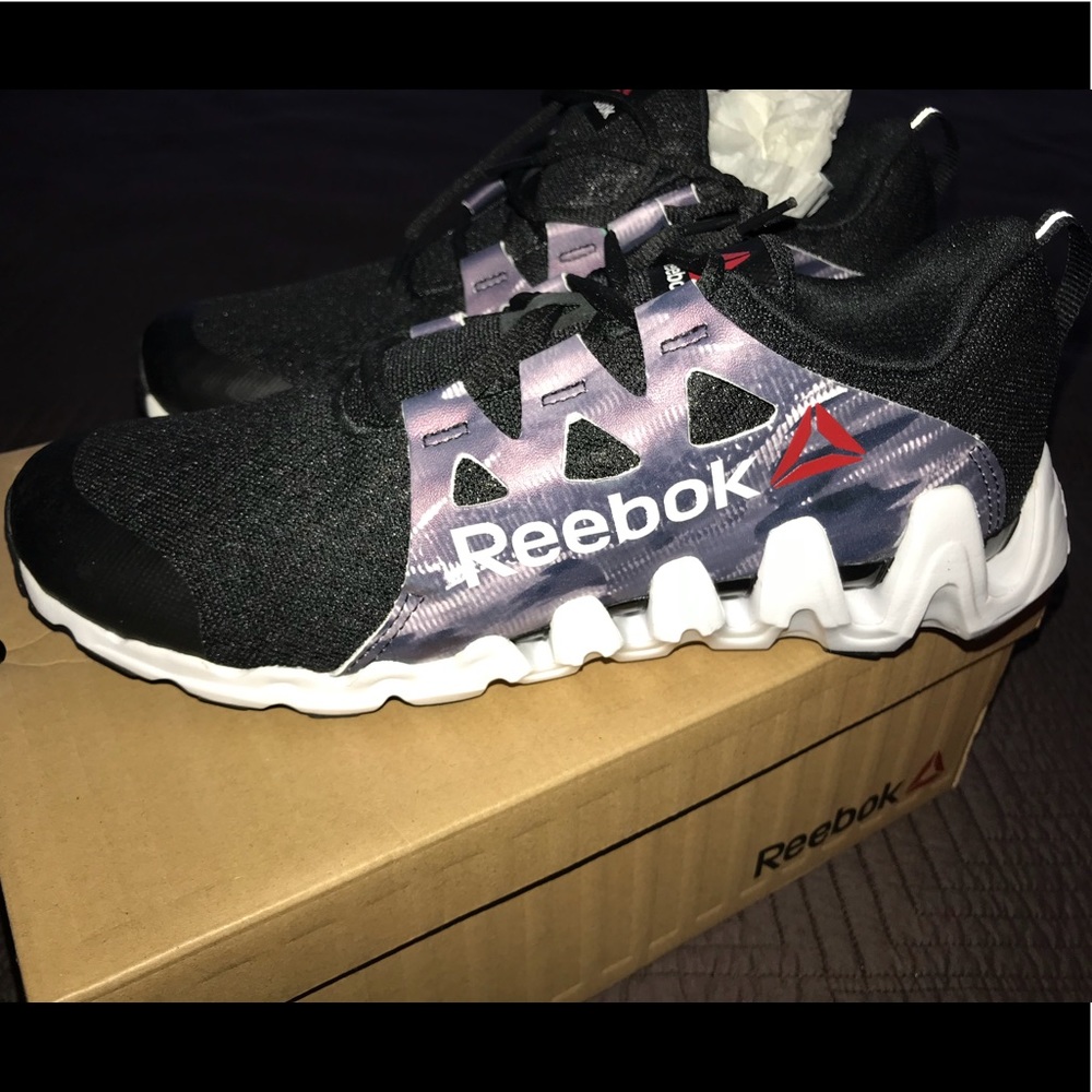 Women’s Reebok Zigtech Running Shoe - Picture 2 of 5